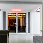 22 Hotel