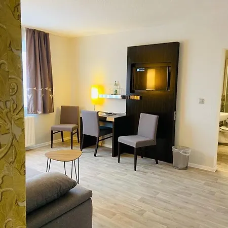 22 Hotel